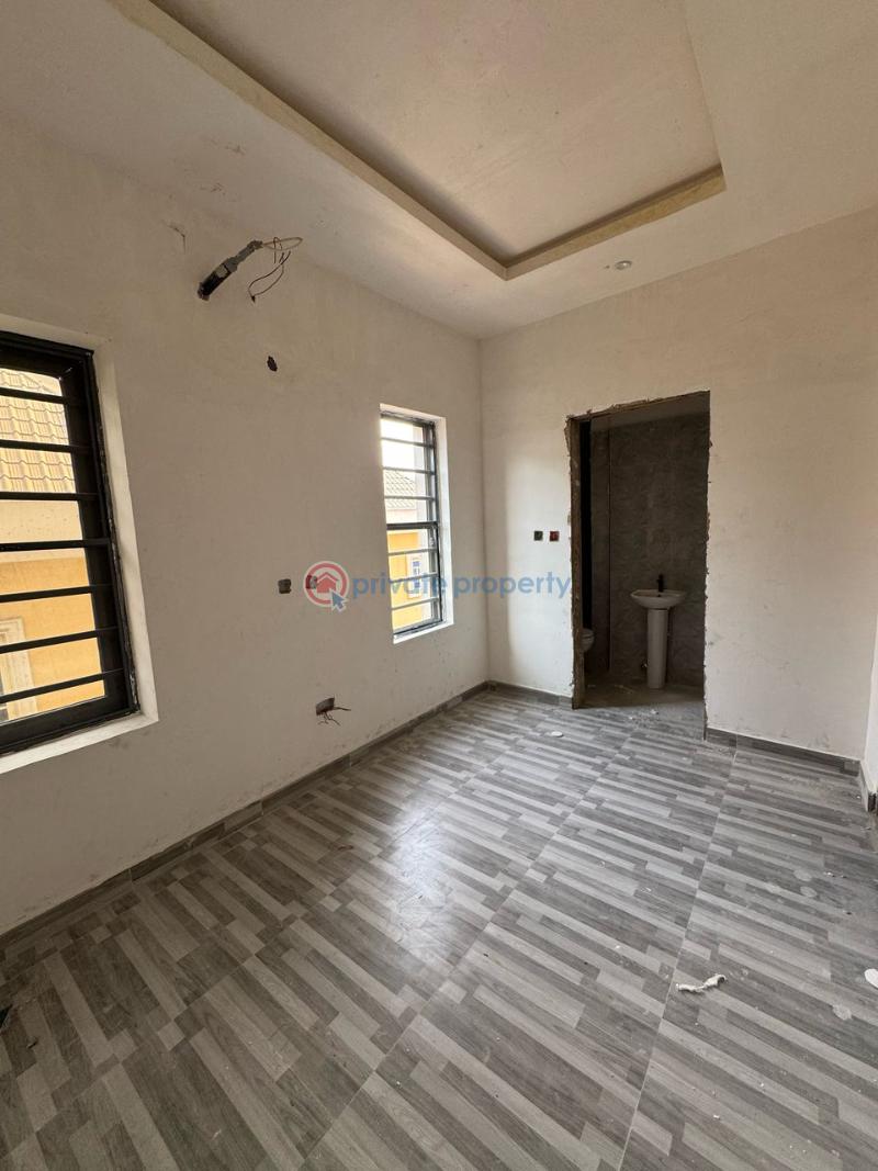 2 bedroom Block Of Flats For Sale Lekki Phase 1 Lagos - 14