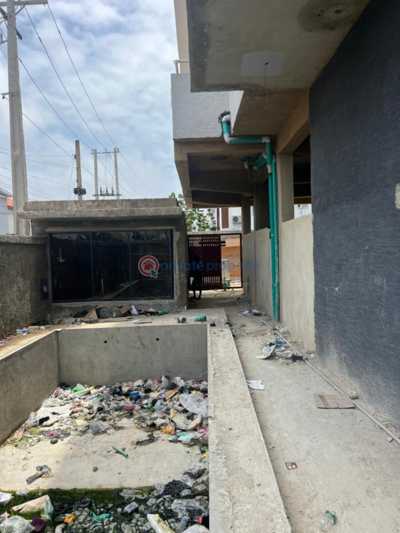 2 bedroom Flat & Apartment For Sale Oniru Estate Oniru Victoria Island Lagos - 2