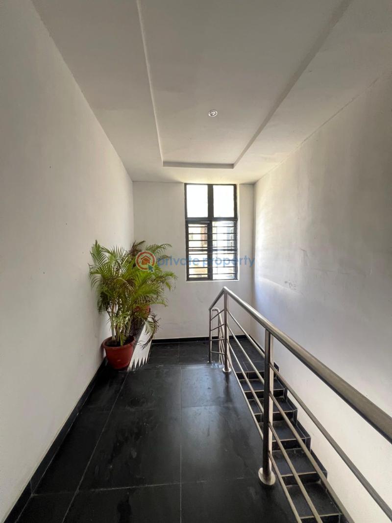 2 bedroom Block Of Flats For Rent Ologolo Lekki Lagos - 1