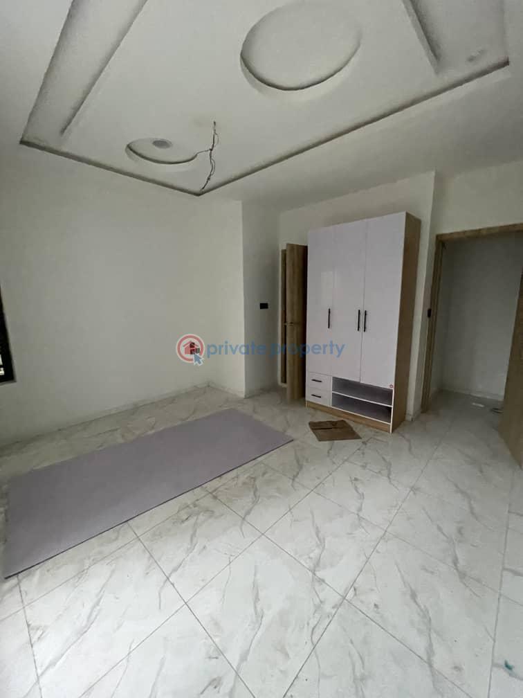 2 bedroom Block Of Flats For Sale Ikate Ilasan Lekki Lagos - 4