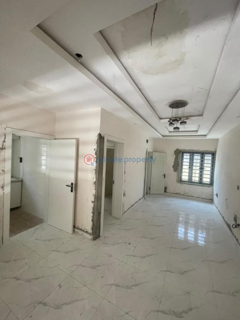 2 bedroom Flat & Apartment For Rent In An Estate Badore Ajah Lagos - 0