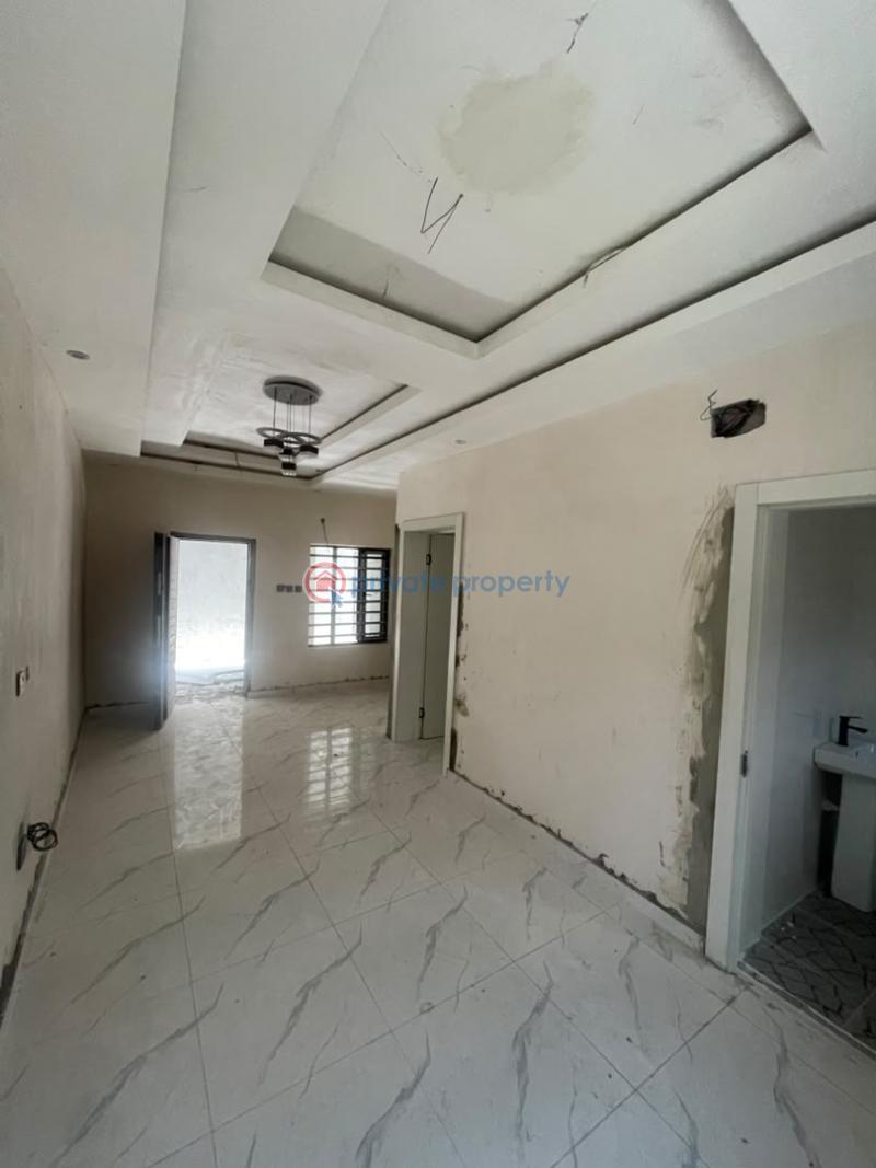 2 bedroom Flat & Apartment For Rent In An Estate Badore Ajah Lagos - 1