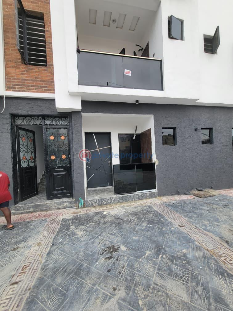 2 bedroom Flat & Apartment For Rent Igbo Efon Lekki Lagos - 0