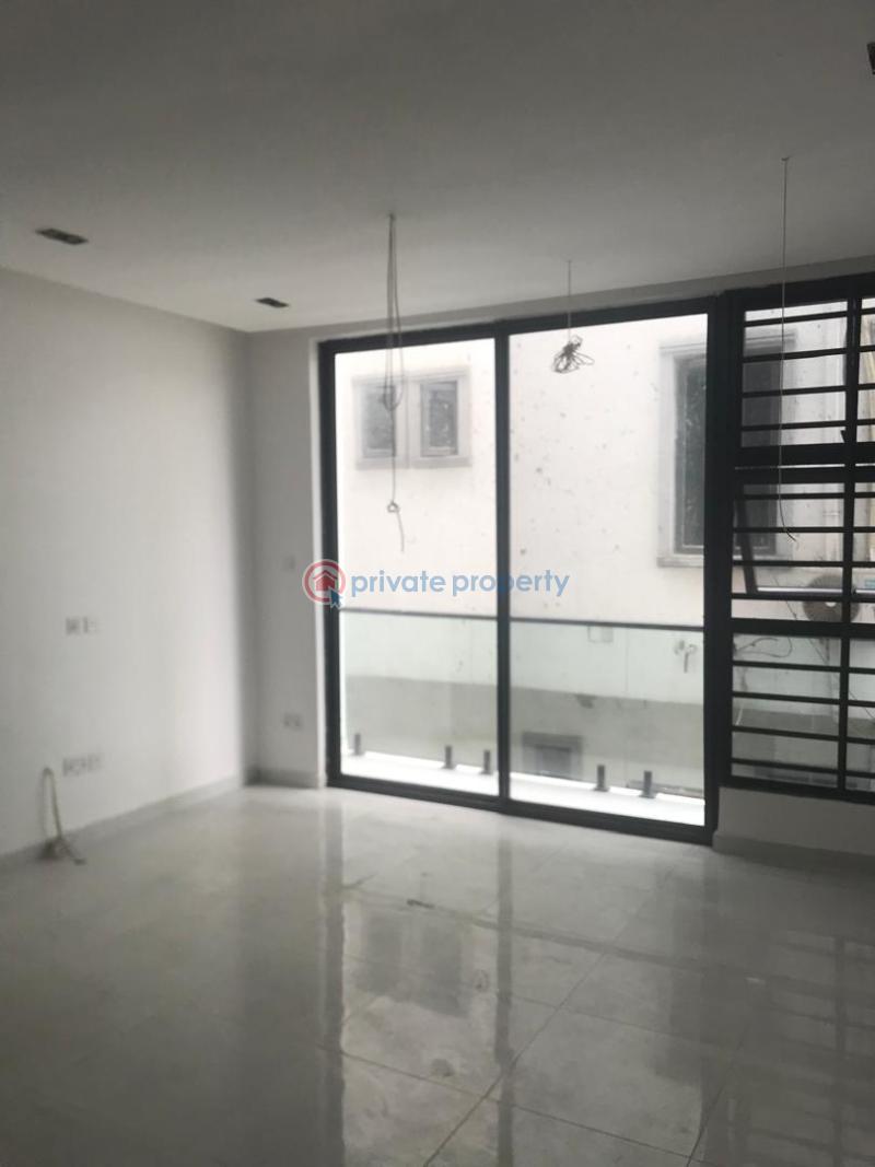 2 bedroom Block Of Flats For Sale Ologolo Lekki Lagos - 2