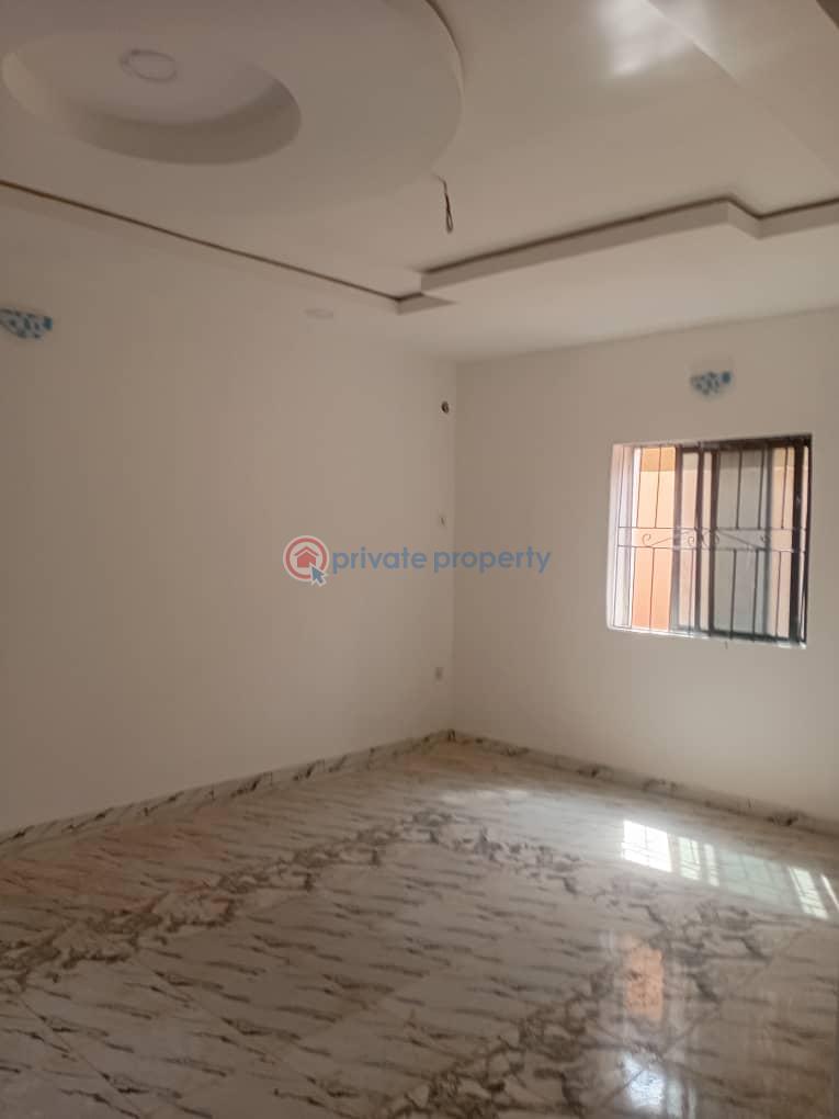 2 bedroom Block Of Flats For Rent Orimerunmu Fagbems Lagos Extension Ogun - 4