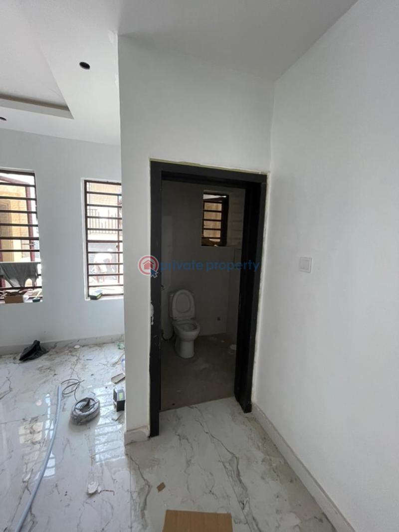 2 bedroom Flat & Apartment For Rent Thomas Estate Ajah Lagos - 1