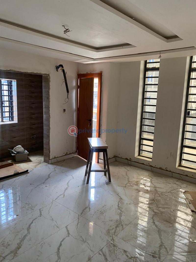 2 bedroom Flat & Apartment For Sale Akoka Yaba Lagos - 5