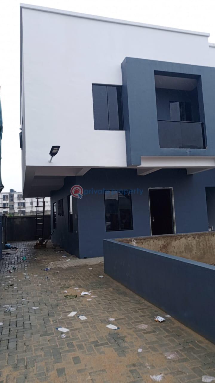 2 bedroom Flat & Apartment For Rent In An Estate Off James Hope University Alpha Beach Lekki Lagos - 0
