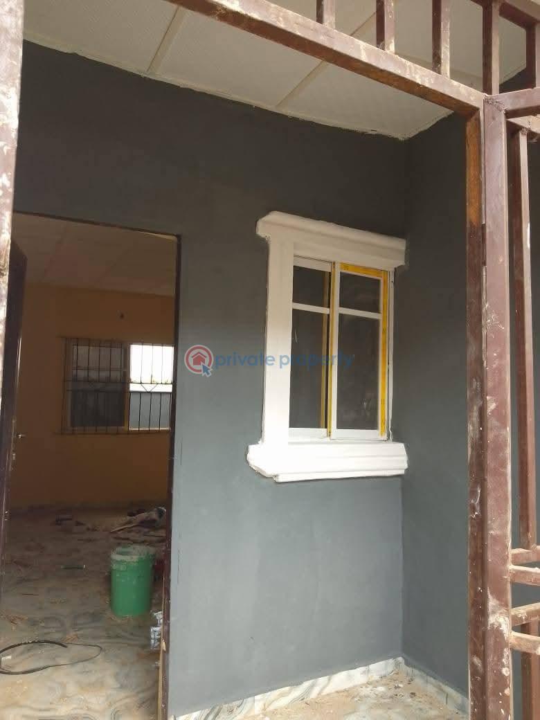 1 bedroom Block Of Flats For Rent Adamo Ikorodu Lagos - 7