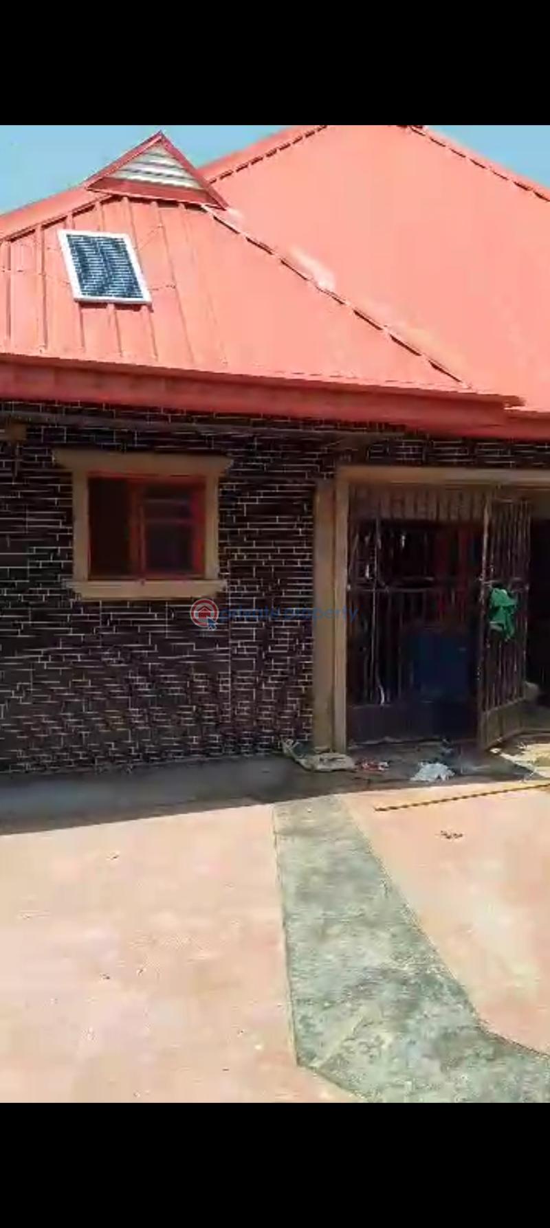 House For Rent Iwo Road (behind Wema Bank).** Ibadan Oyo - 0