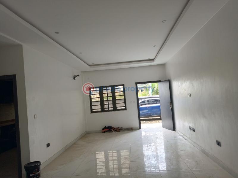 2 bedroom Flat & Apartment For Rent Off Abraham Adesanya Estate Road,not Far Lekki Scheme 2 Ajah Lagos - 4