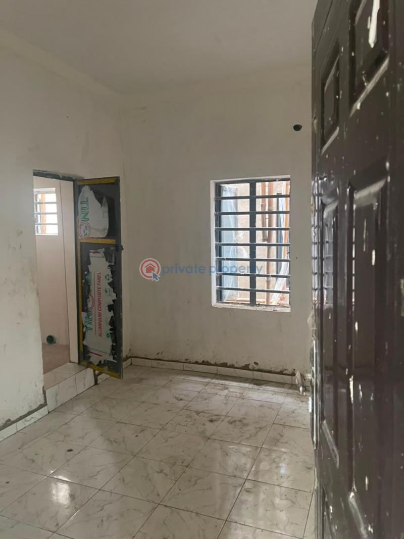 2 bedroom Block Of Flats For Rent Mende Maryland Lagos - 8