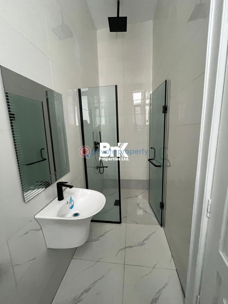 5 bedroom Detached Duplex For Sale Chevron Drive Lekki Lagos - 6