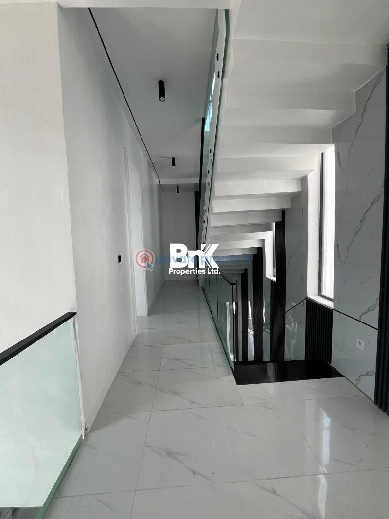 5 bedroom Detached Duplex For Sale Chevron Drive Lekki Lagos - 9