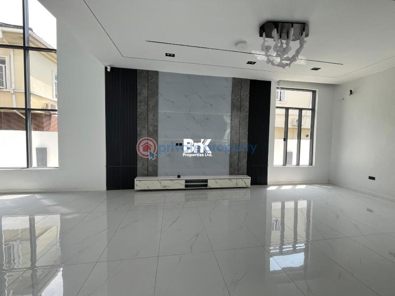 5 bedroom Detached Duplex For Sale Chevron Drive Lekki Lagos - 2