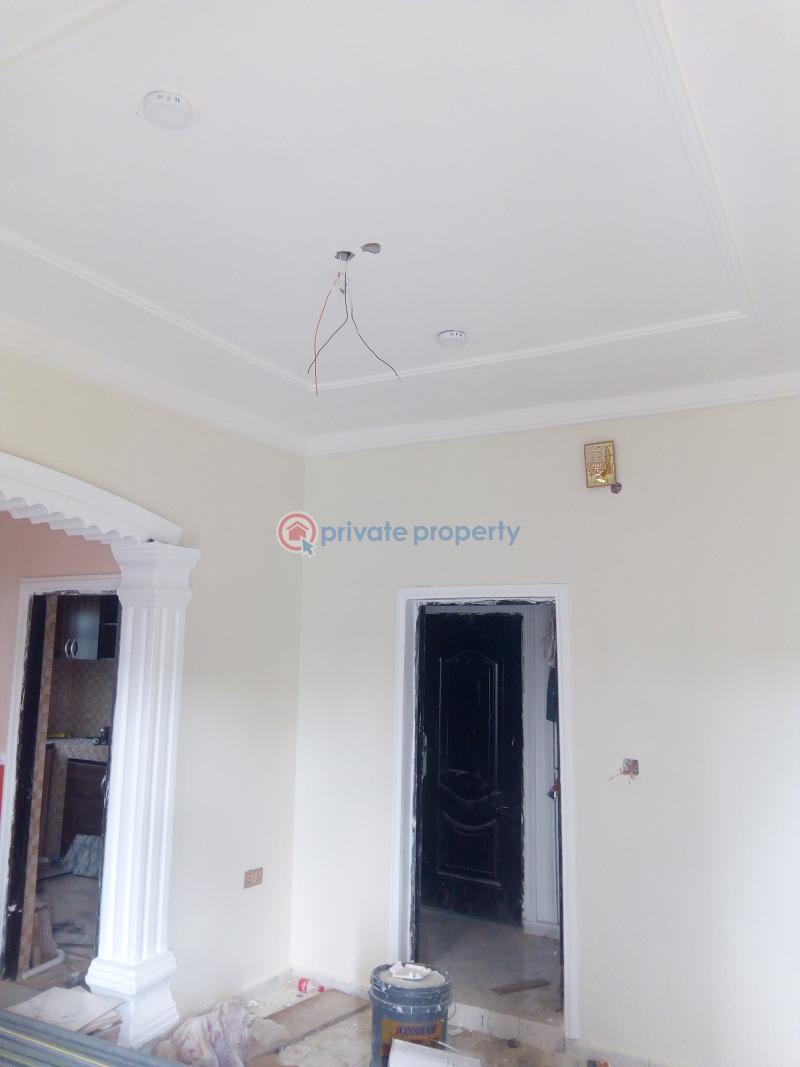 2 bedroom Block Of Flats For Rent Osubi Warri Delta State Warri Delta - 3