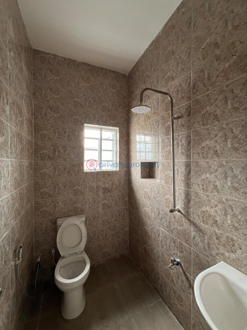 Flat & Apartment For Rent Location: Odusanya Estate, New Bodija Ibadan Ibadan Oyo - 5