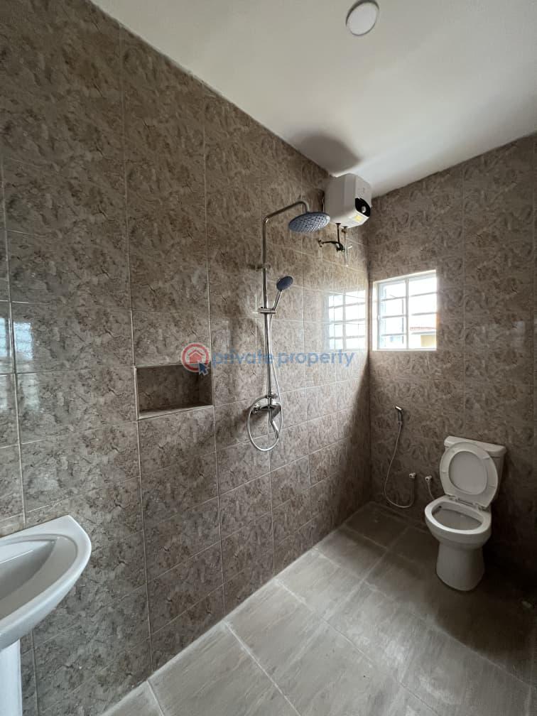 Flat & Apartment For Rent Location: Odusanya Estate, New Bodija Ibadan Ibadan Oyo - 4