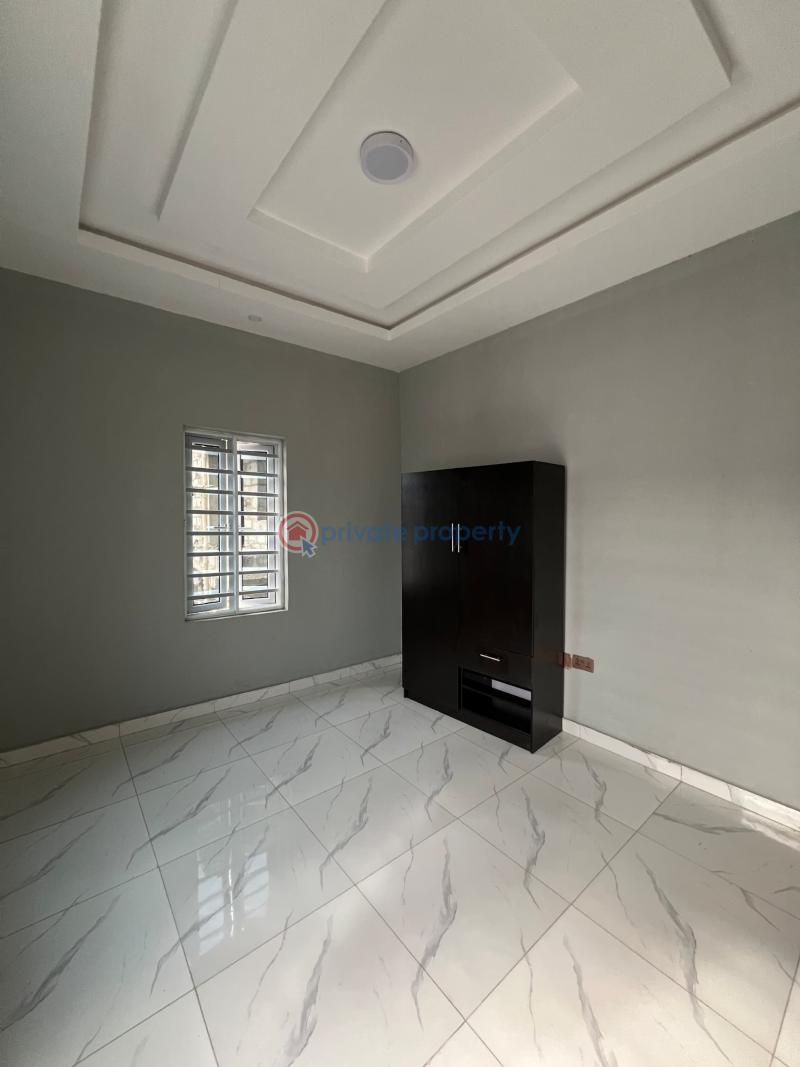 Flat & Apartment For Rent Location: Odusanya Estate, New Bodija Ibadan Ibadan Oyo - 1