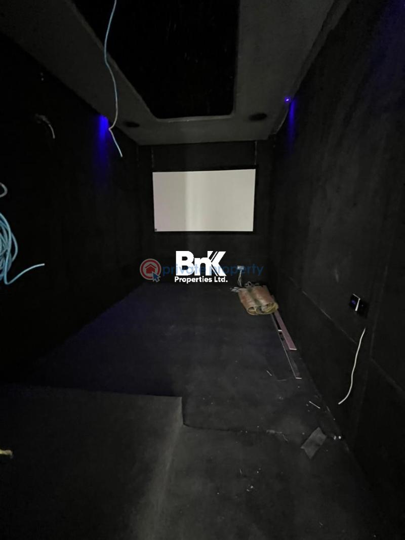 5 bedroom Detached Duplex For Sale Lekki Phase 1 Lagos - 8