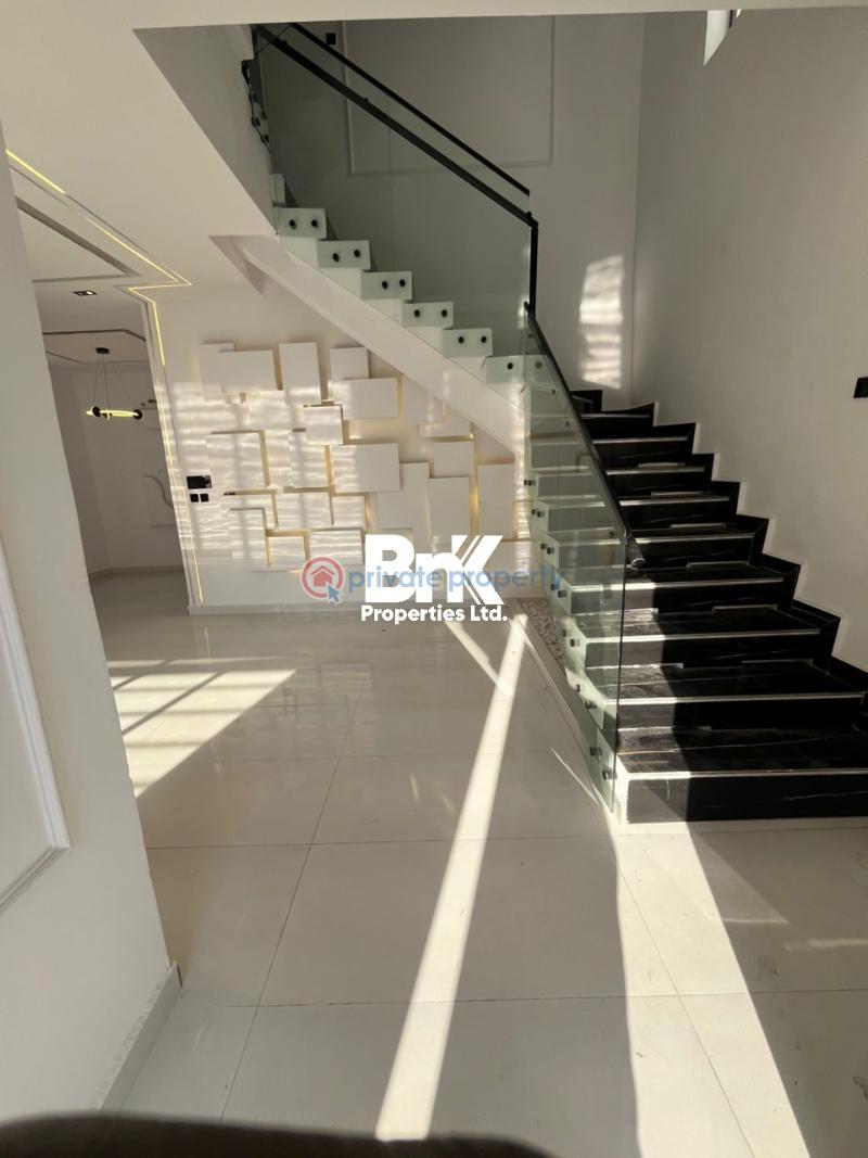 5 bedroom Duplex For Sale Lekki Expressway Lagos - 2