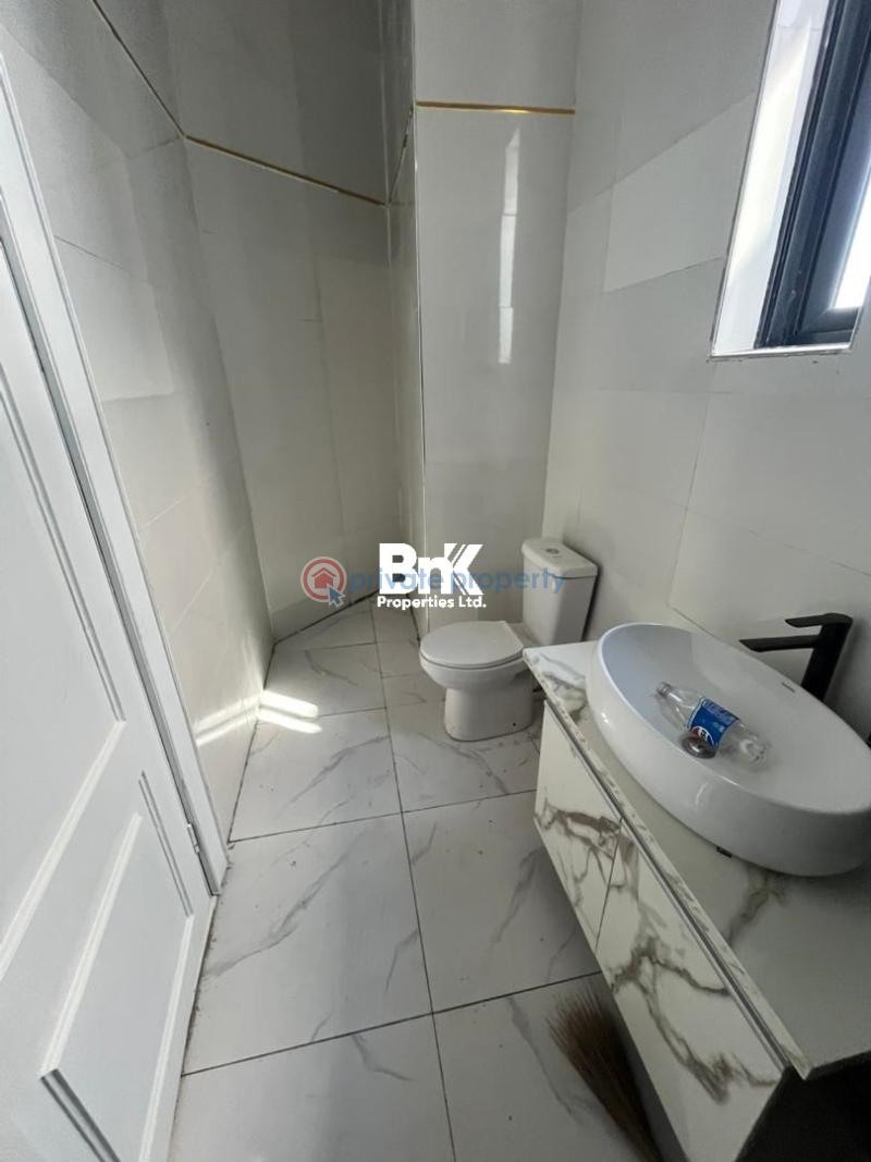 6 bedroom Detached Duplex For Sale Orchid Road Lekki Expressway Lagos - 11