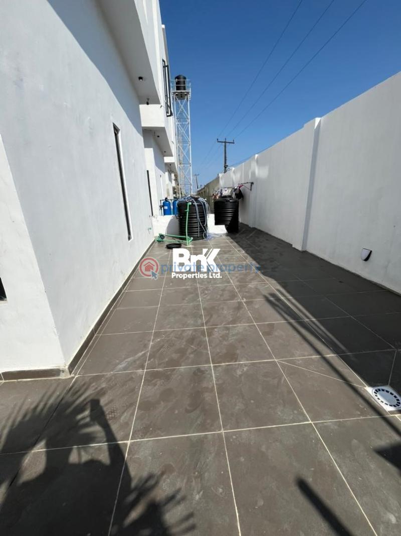 6 bedroom Detached Duplex For Sale Orchid Road Lekki Expressway Lagos - 22