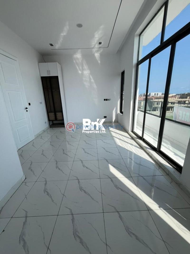 6 bedroom Detached Duplex For Sale Orchid Road Lekki Expressway Lagos - 15