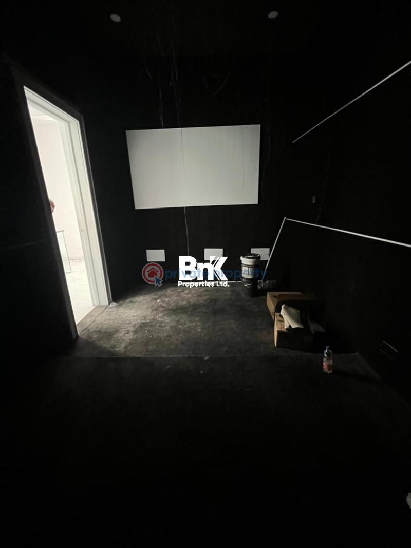 6 bedroom Detached Duplex For Sale Orchid Road Lekki Expressway Lagos - 12