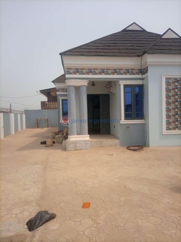 3 bedroom Detached Duplex For Sale Berger Ojodu Lagos