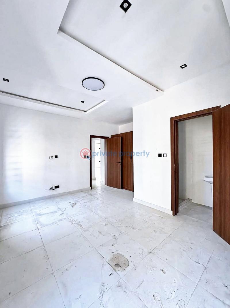 Brand new 3 bedroom apartment - 7 3 bedroom Block Of Flats For Sale Lekki Phase 1 Lagos - 7