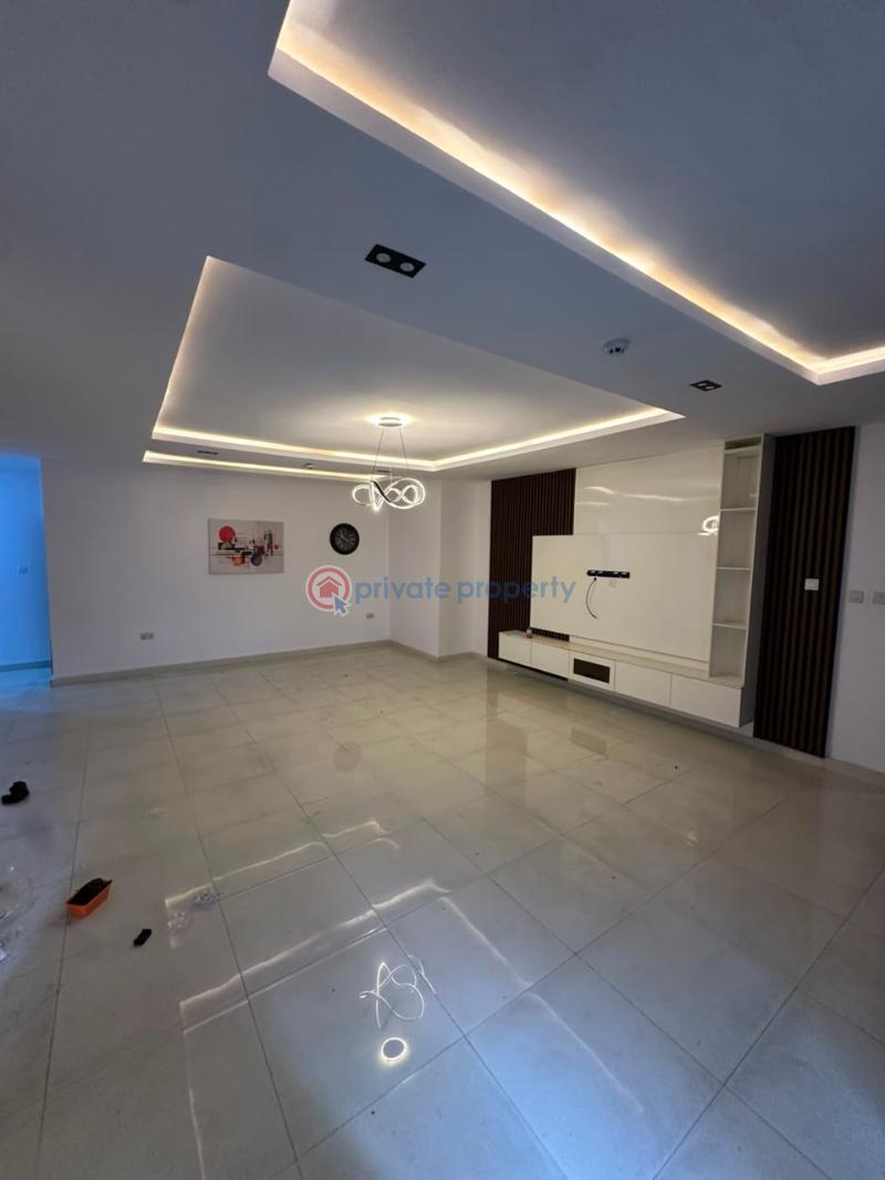3 bedroom Flat & Apartment For Rent Ologolo Lekki Lagos - 0