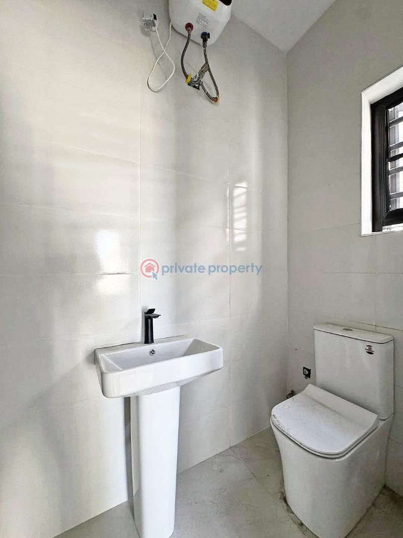 Brand new 3 bedroom apartment - 12 3 bedroom Block Of Flats For Sale Lekki Phase 1 Lagos - 12