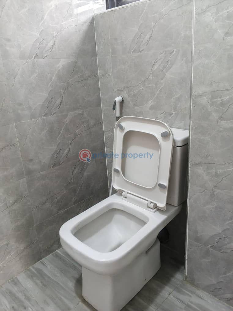 3 bedroom Block Of Flats For Rent Thomas Estate Ajah Lagos - 4