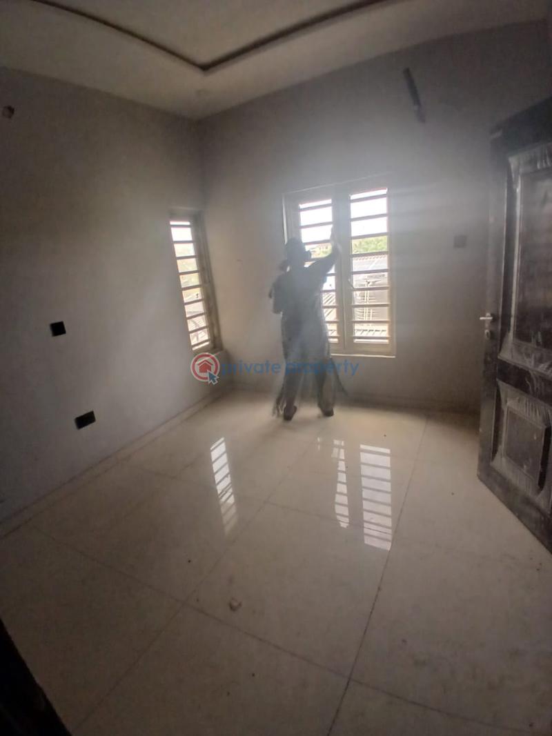 3 bedroom Flat & Apartment For Rent In An Estate Monastery Road Sangotedo Lagos - 9