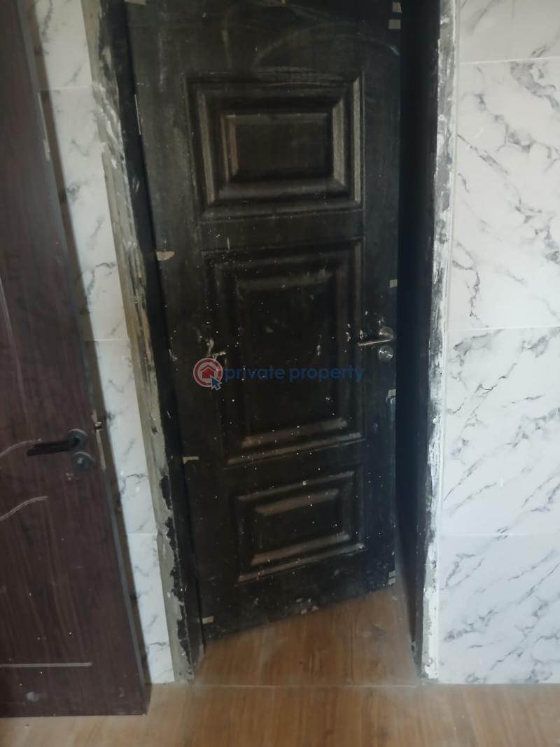 3 bedroom Flat & Apartment For Rent In An Estate Monastery Road Sangotedo Lagos - 6