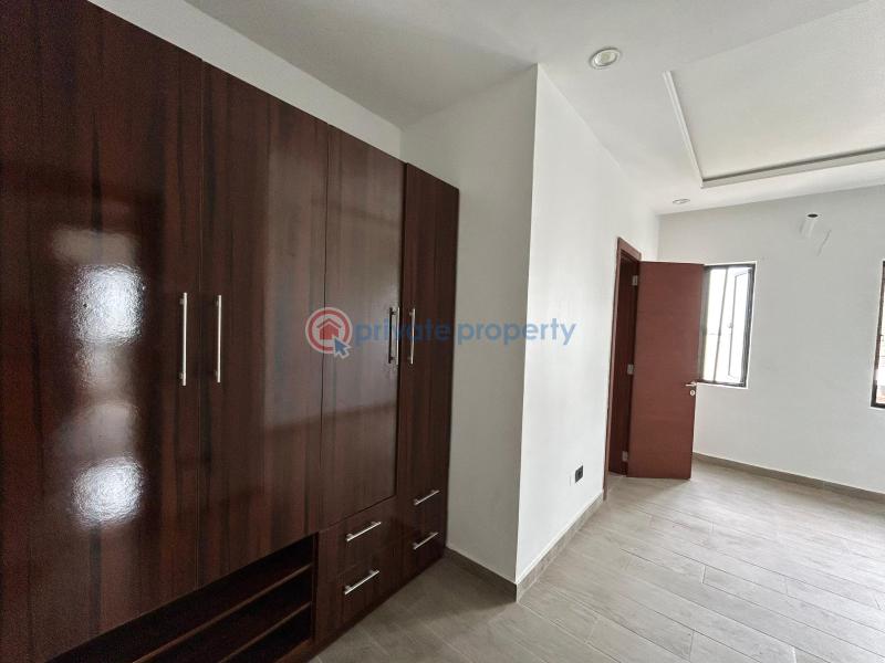 3 bedroom Flat & Apartment For Rent Mojisola Onikoyi Estate Lagos - 5