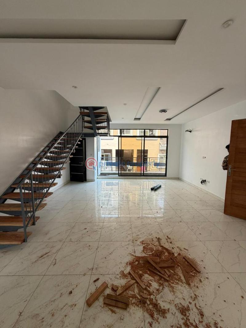 3 bedroom Block Of Flats For Rent Idado Lekki Lagos - 1