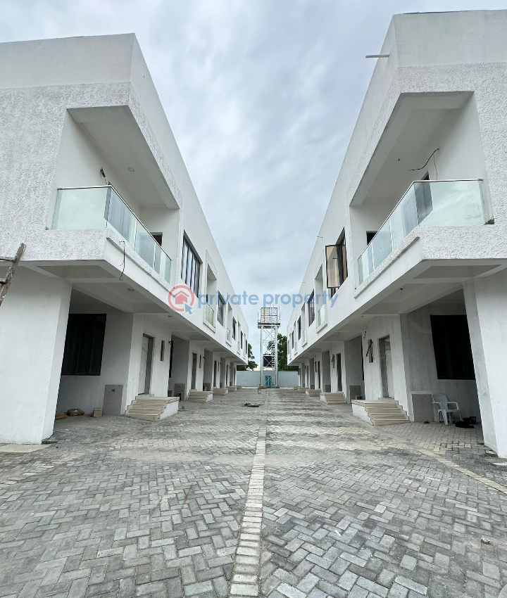 Brand new  3 bedroom terrace duplex with bq. - 1 3 bedroom Terraced Duplex For Sale Chevron Lekki Chevron Drive Lekki Lagos - 1