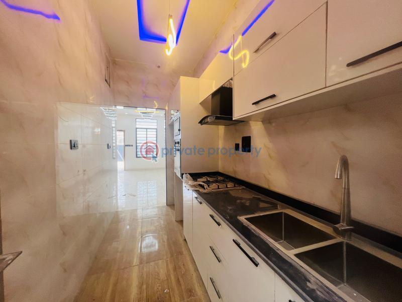3 bedroom Terrace For Sale Second Tollgate Chevron Drive Lekki Lagos - 4