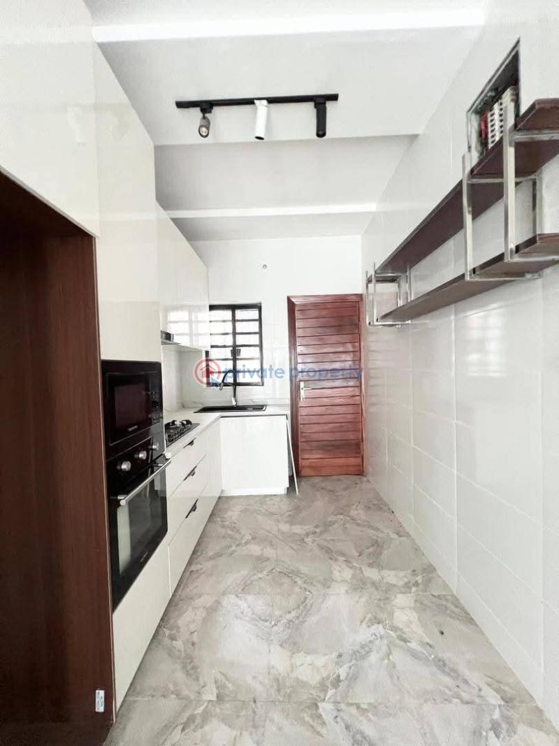 Brand new 3-bedrooms apartments for sale!! - 10 3 bedroom Flat & Apartment For Sale Lekki Phase 1 Lagos - 10