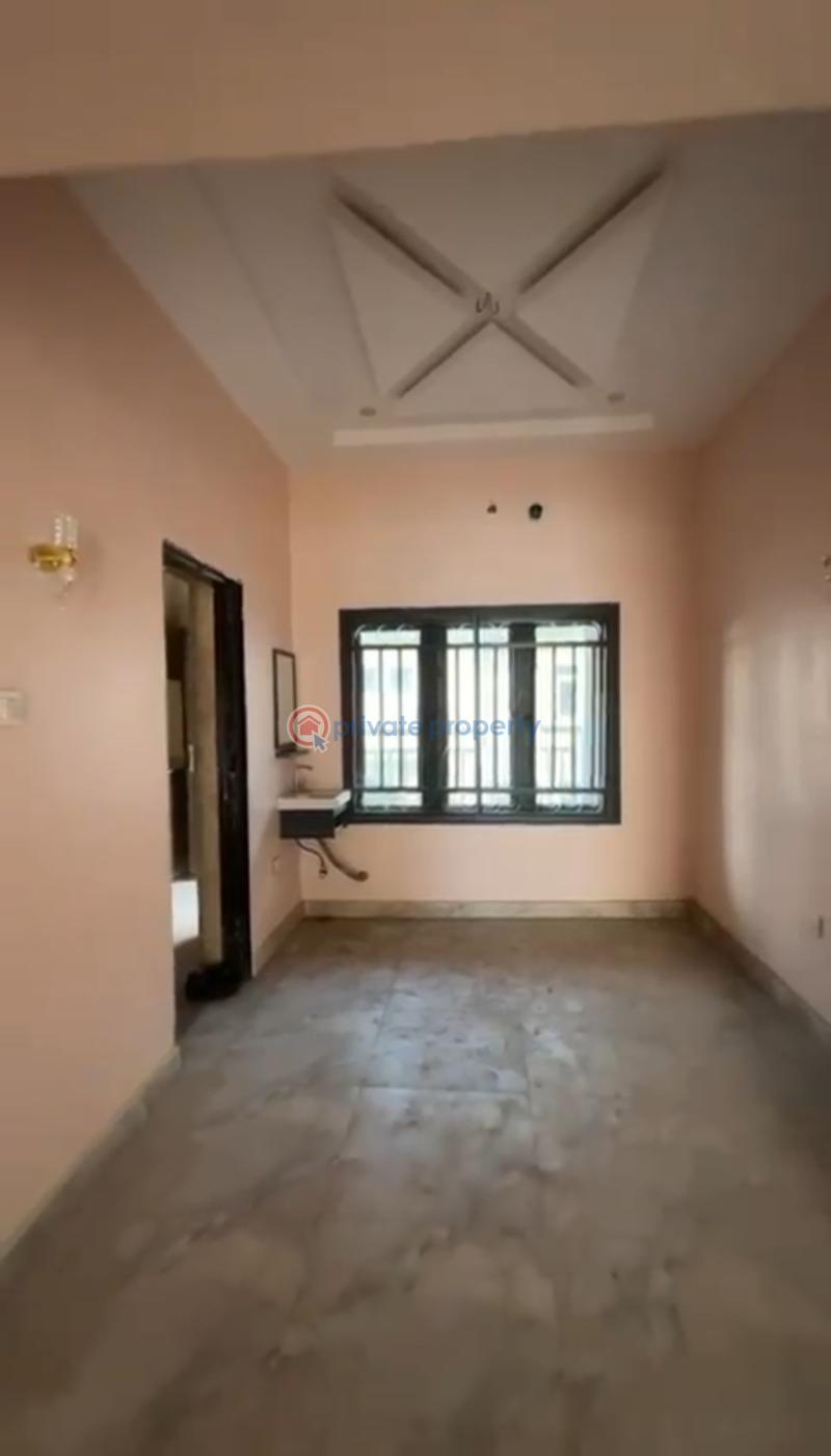 3 bedroom Flat & Apartment For Rent Jahi Gilmore Jahi Abuja Phase 2  - 5