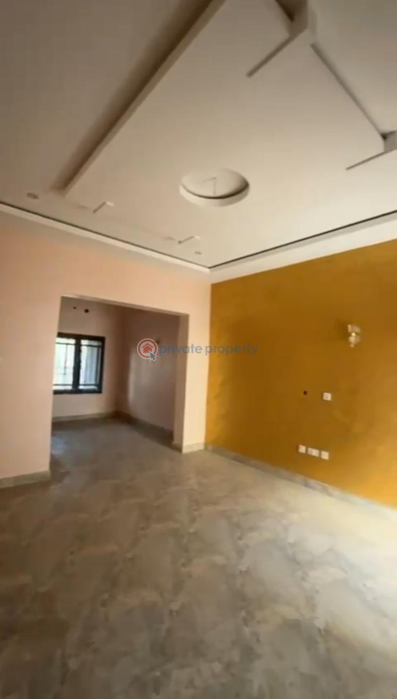 3 bedroom Flat & Apartment For Rent Jahi Gilmore Jahi Abuja Phase 2  - 1