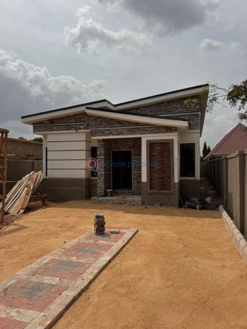3 bedroom Detached Bungalow For Sale Harmony Estate , Enugu Enugu Area  - 1