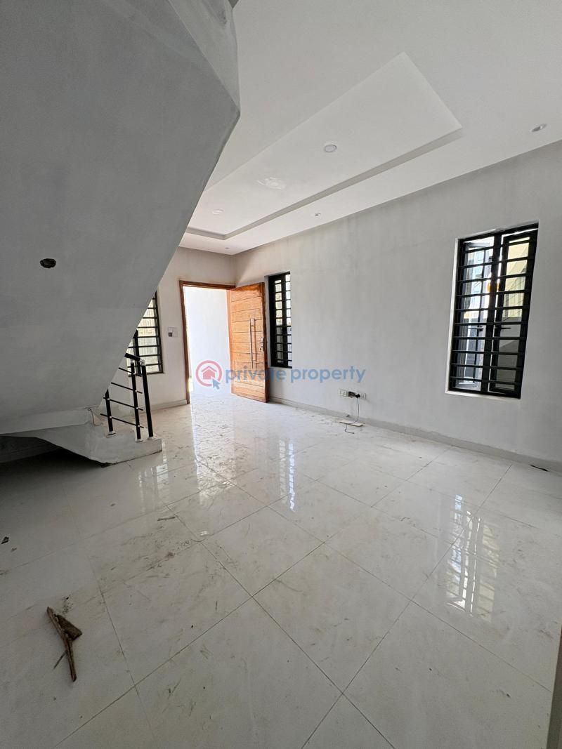 Brand new 3bedroom terrace self compound - 1 3 bedroom Terrace For Rent Ikota Lekki Lagos - 1