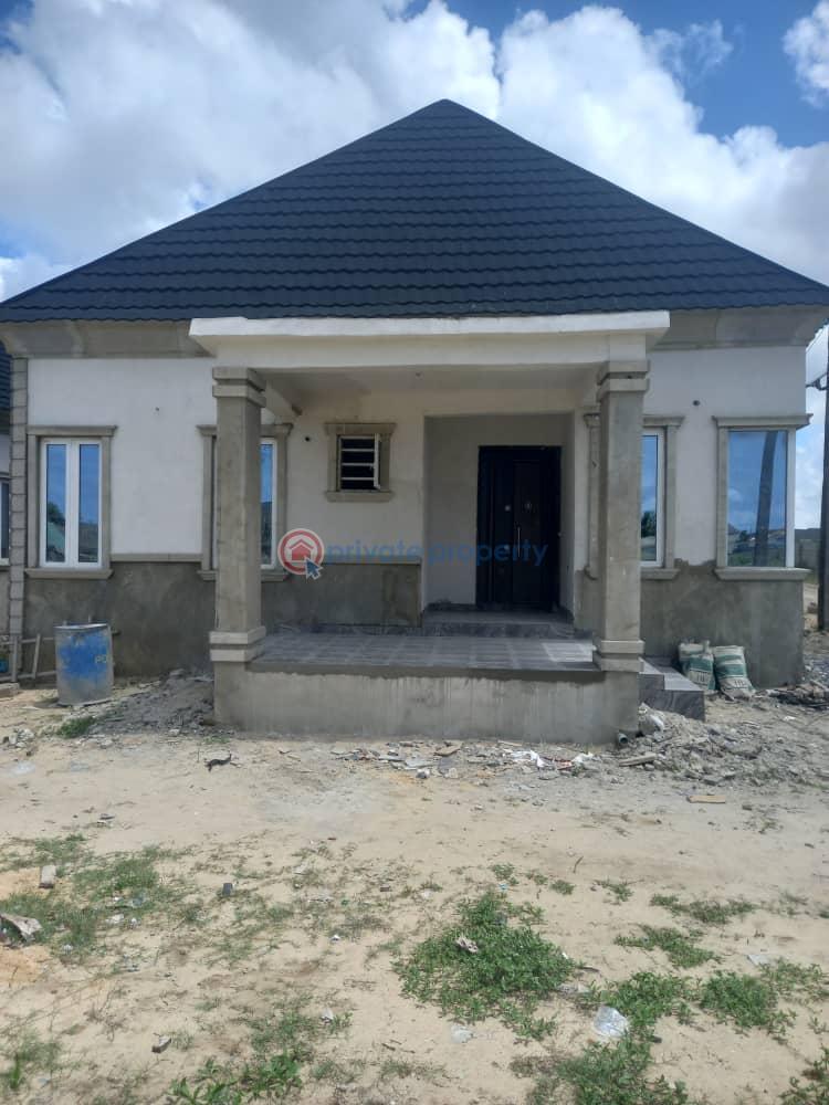 3 bedroom Detached Bungalow For Sale Rich Land Gardens Estate Adjacent To Beach Wood Estate Alatise Ibeju-Lekki Lagos - 1