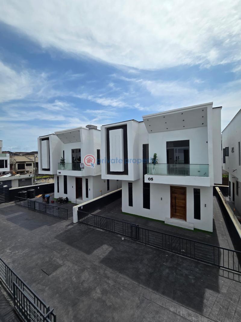 4 bedroom Detached Duplex For Sale Idado Lekki Lagos - 3