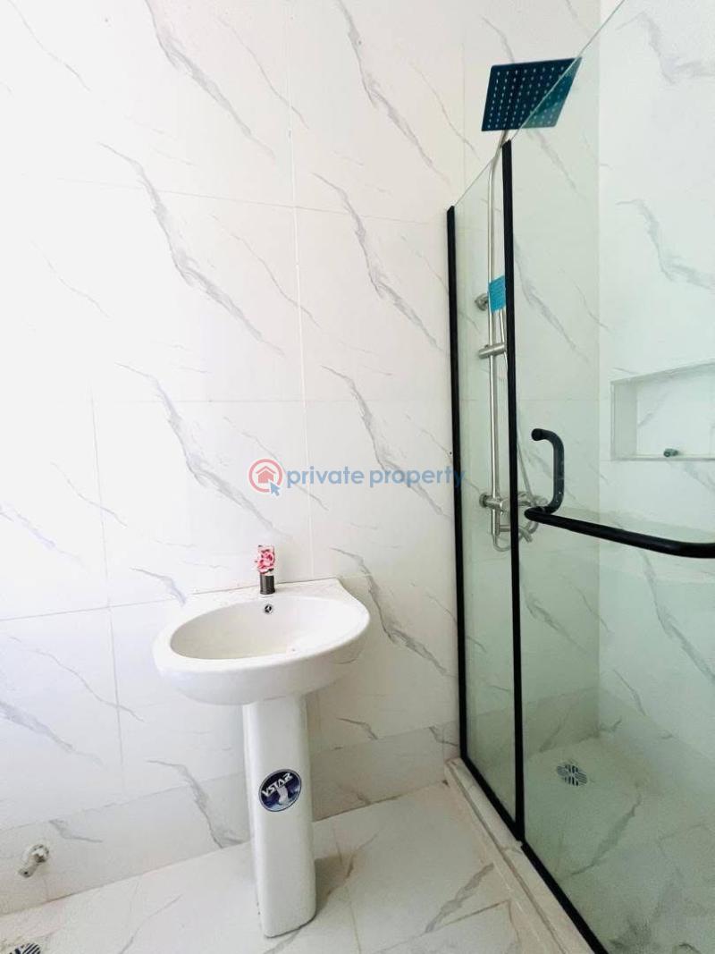 4 bedroom Detached Duplex For Sale Chevron Drive Lekki Lagos - 7