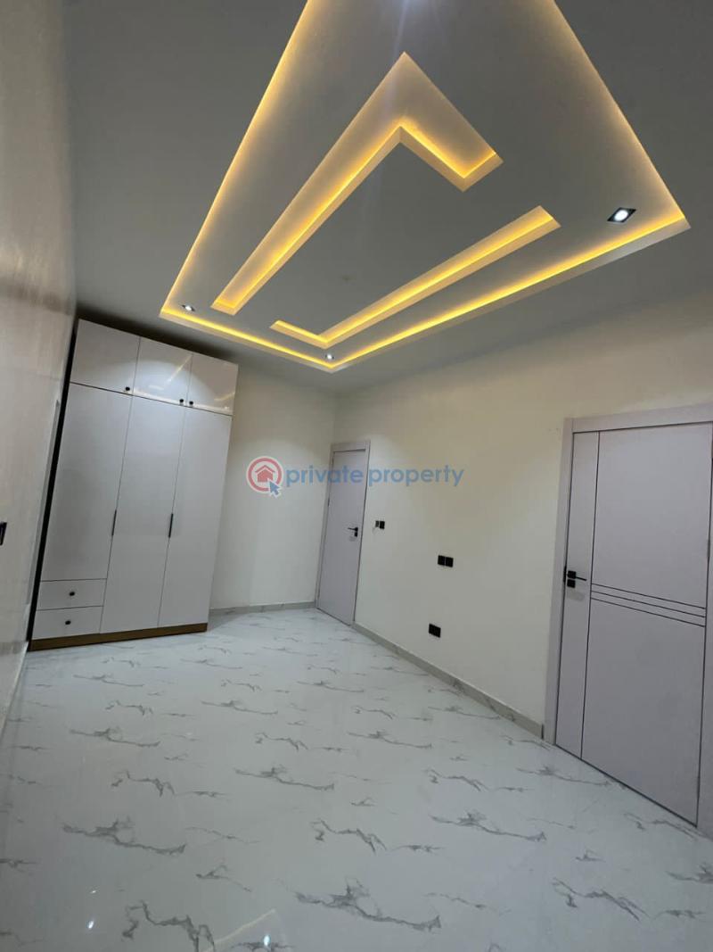 4 bedroom Detached Duplex For Sale Chevron Drive Lekki Lagos - 4