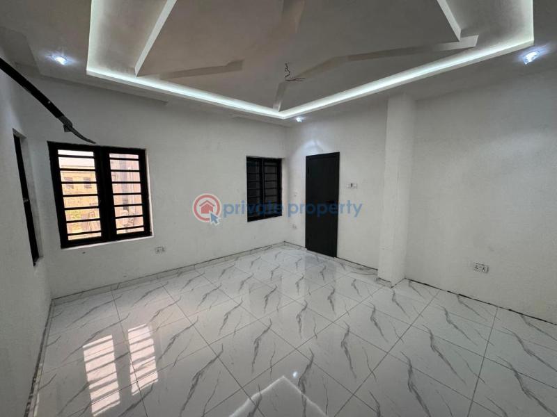 4 bedroom Duplex For Rent Atlantic View Estate, Alpha Beach Road, New Road Bustop, Lekki Lagos. Lekki Lagos - 2